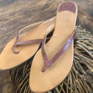 Women’s leather flip flop